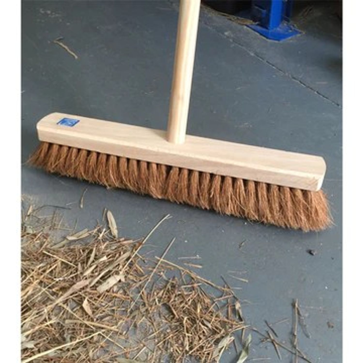 18in Soft Broom Head with Stale