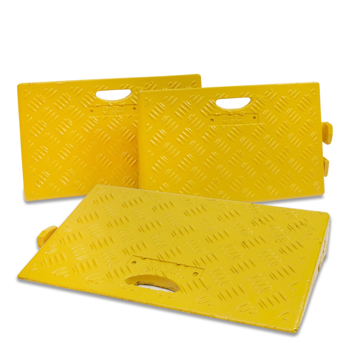 Workplace Safety Heavy Duty 100mm High Kerb Ramp In Yellow with Carry Handle (Pa