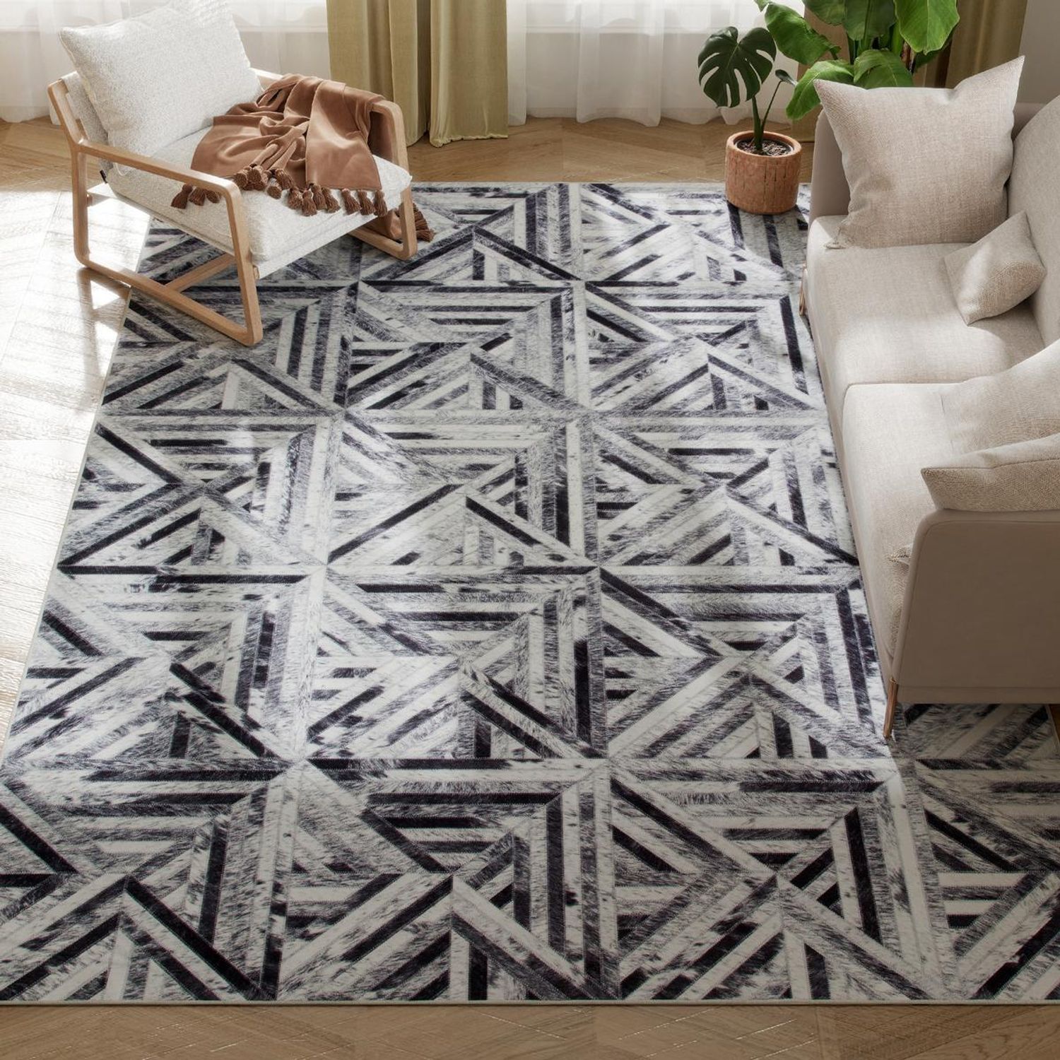 HOMCOM Non-Slip Washable Rug Chenille Floor Carpet for Living Room -Black 290L x