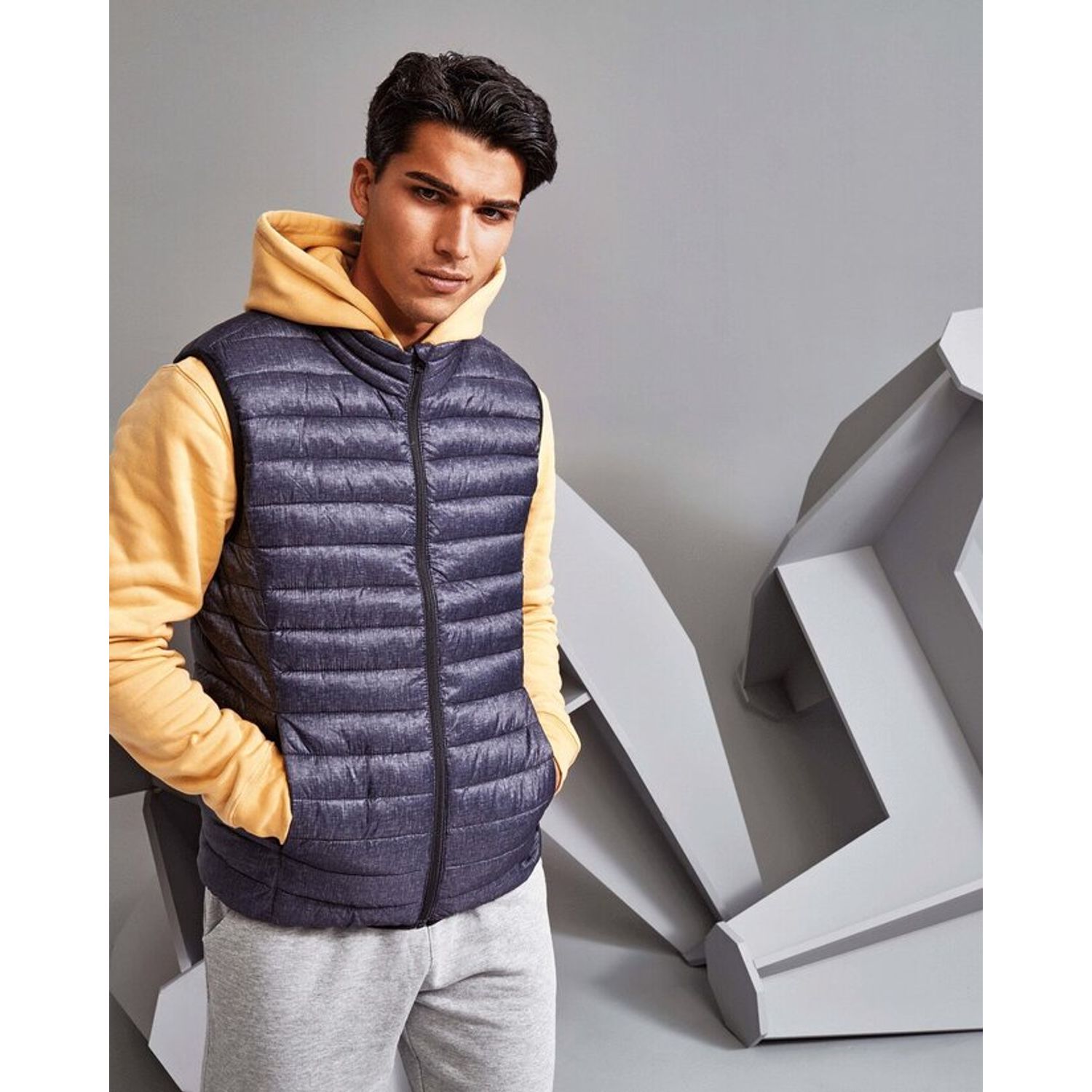 2786 Melange Padded Gilet Stand Up Collar 100% Polyester Outer 36gsm/Lining 34gs