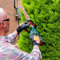 20V 50cm (20in) Cordless Hedge Trimmer (Tool Only)