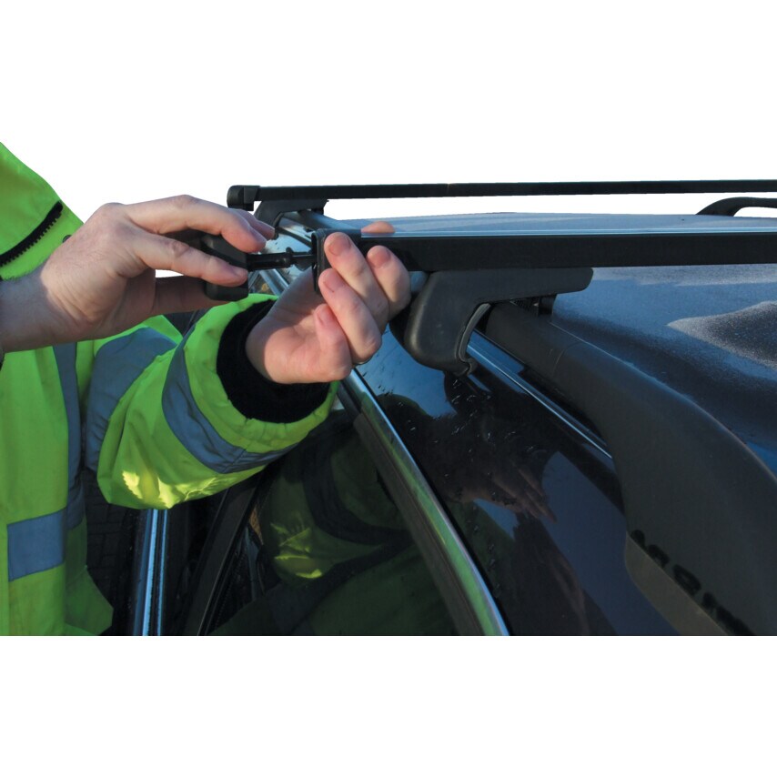 Kennedy Adjustable Locking Roof Bars KEN5037460K at Zoro