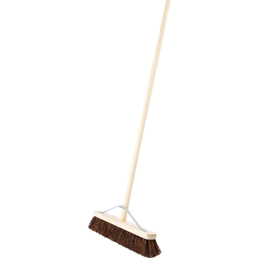 Kennedy 18" Bassine Broom comes with 1.1/8" x 48" Stale
