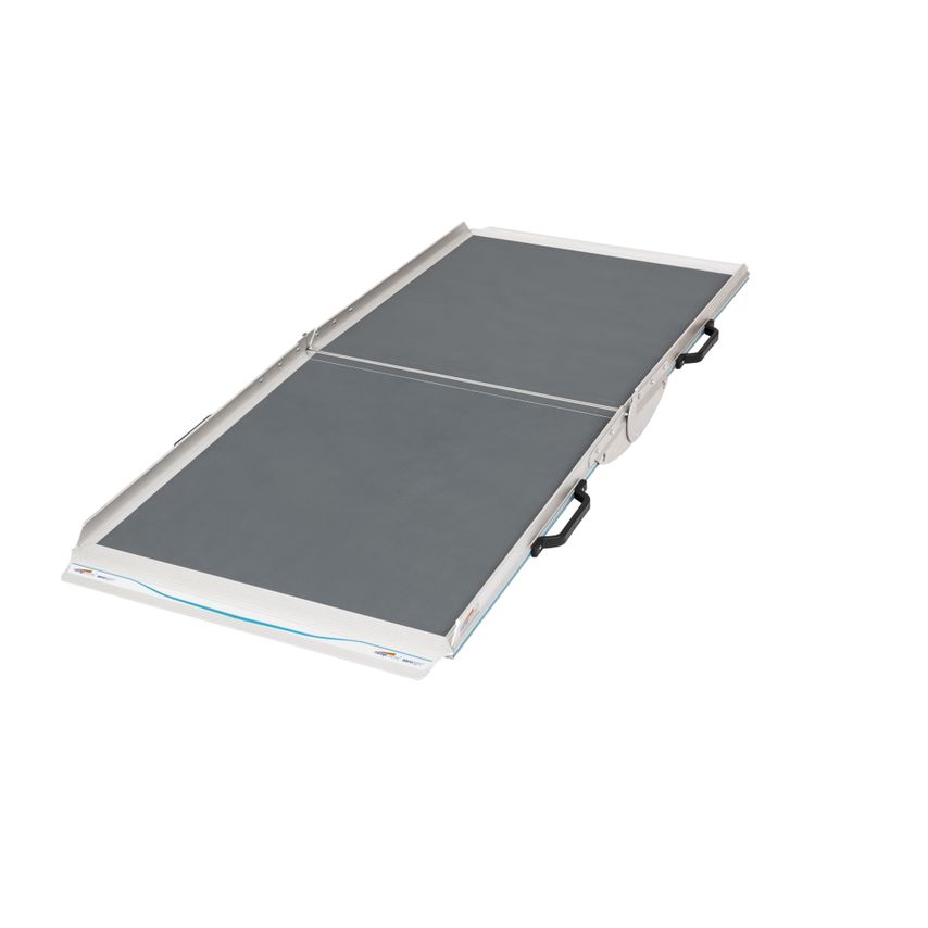 RampCentre Aerolight-broadFold 150cm Folding Lightweight Portable Ramp