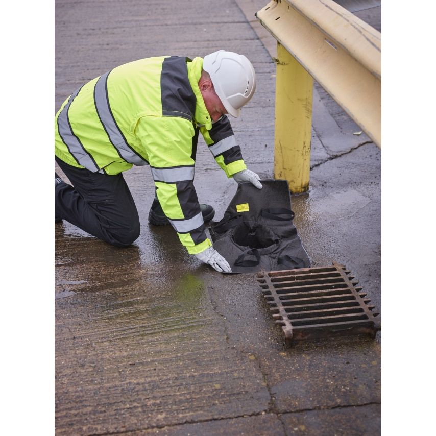 Ultra Witches Hat Oil & Sediment Drain Guard 550 X 400MM | Zoro UK