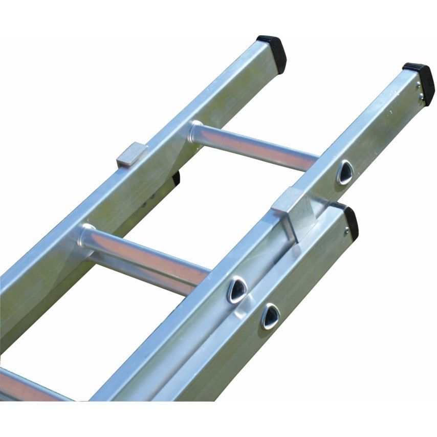GPC Industries CEL311 Class 1 Extension Ladder 3 Section 11 Rung