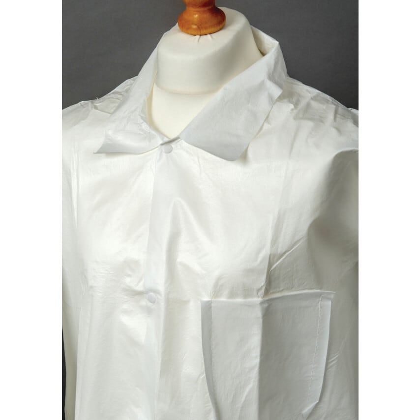 (Unbranded) Disposable Lab Coat, White, with Zippe at Zoro