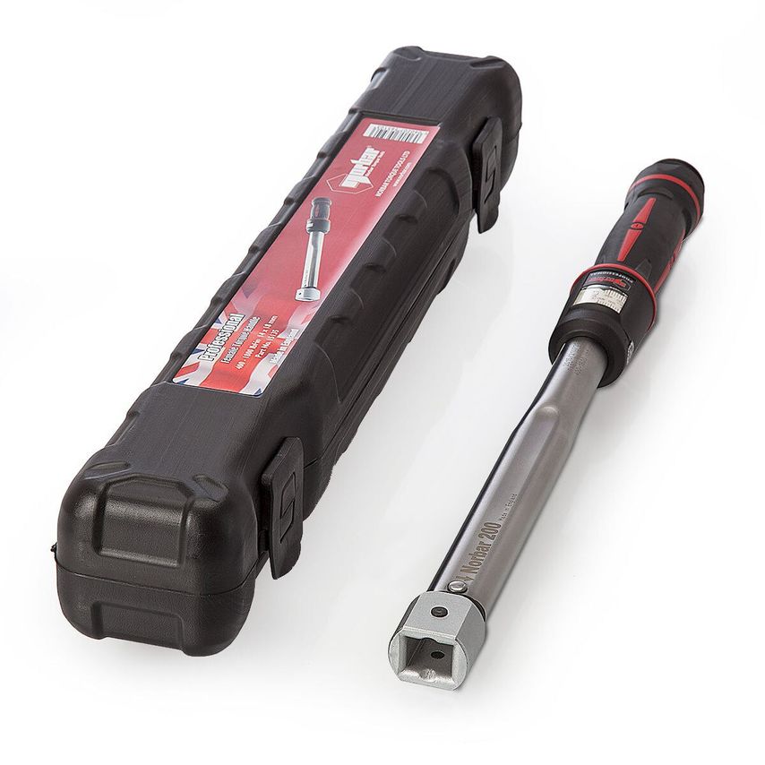 Norbar 15135 Model 200 Female Torque Handle Pro 14 x 18mm Drive, 400 - 1800 Lbf.