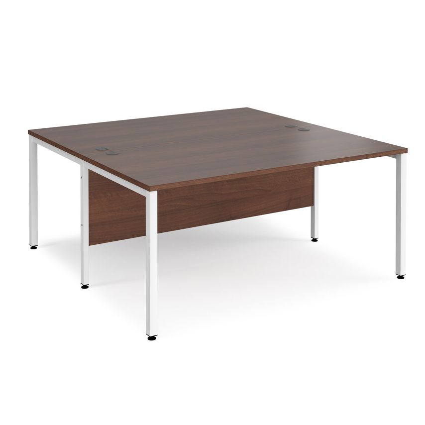 Dams Maestro 25 Back to Back Straight Desks 1600mm X 1600mm - White Bench Leg Fr