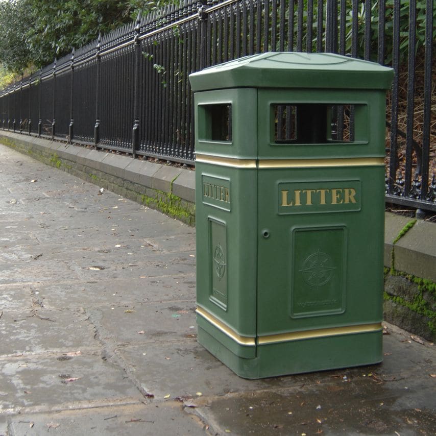 Wybone Limited External Litter Bin. 112L Plastic Compass Litter Bin in Green & G
