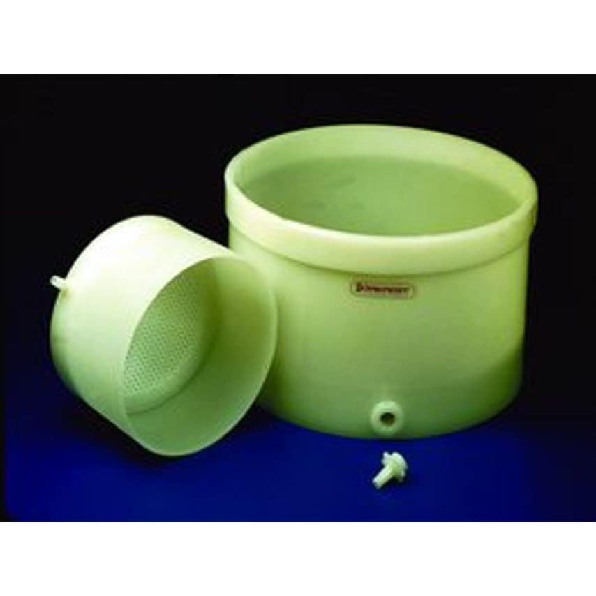 Merck Buchner Funnel, Table Top, Pe, Medium PO -Rosity Removable Plate, I.D. 10.