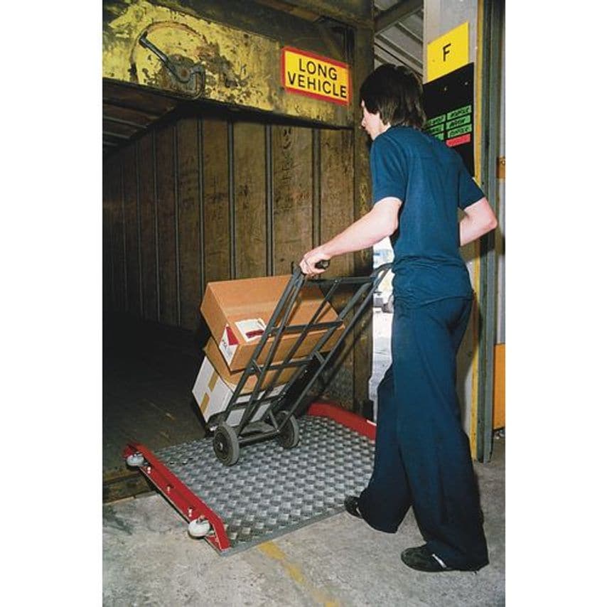 Slingsby Standard Dock Plates W X L mm 1220 X 915 Height Differential Max. Poss.