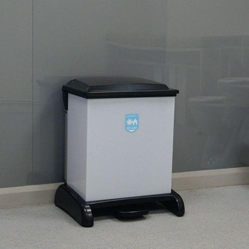 Slingsby Pedal Operated Plastic Fire Retardant Sack Holder Cap - L 42 Lid Black