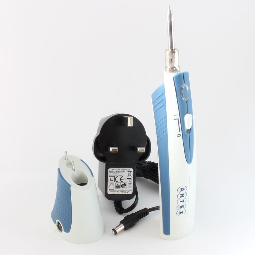 The Antex Battery Iron Fast Heat-Up Time Approx. 15 Seconds