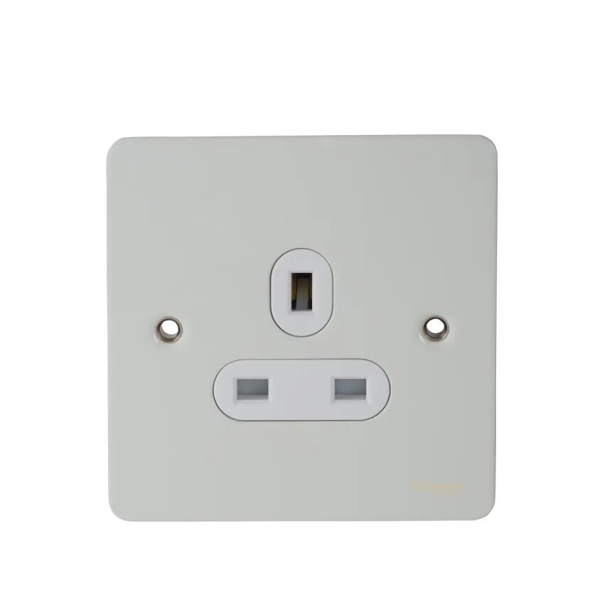 GET Socket 1 Gang Unswitched 13A Painted White White Insert